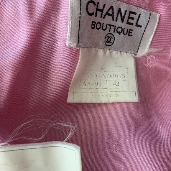 CHANEL VINTAGE TWEED PINK 1990S SUIT JACKET SKIRT SIZE 42 VERY PRELOVED - Picture 12 of 16